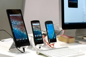 5 Specs to Consider When Buying a Smartphone