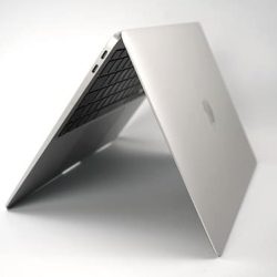 Apple MacBook Air MGN63B/A